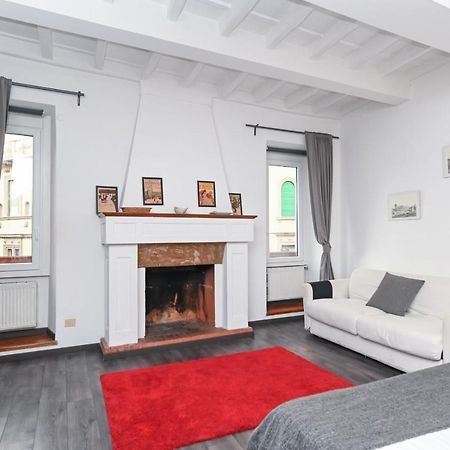 Gorgeous Trastevere Loft On The River Rome Exterior photo