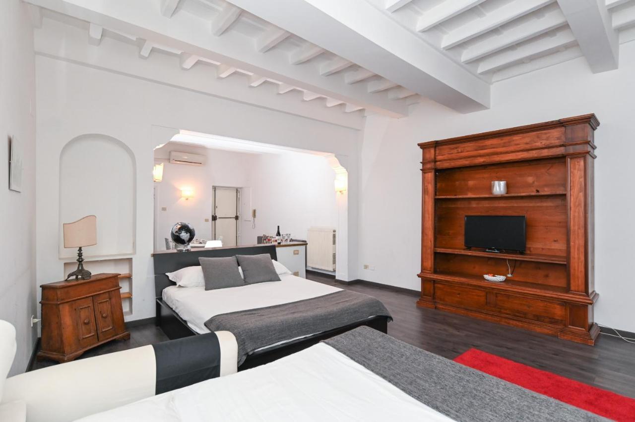 Gorgeous Trastevere Loft On The River Rome Exterior photo